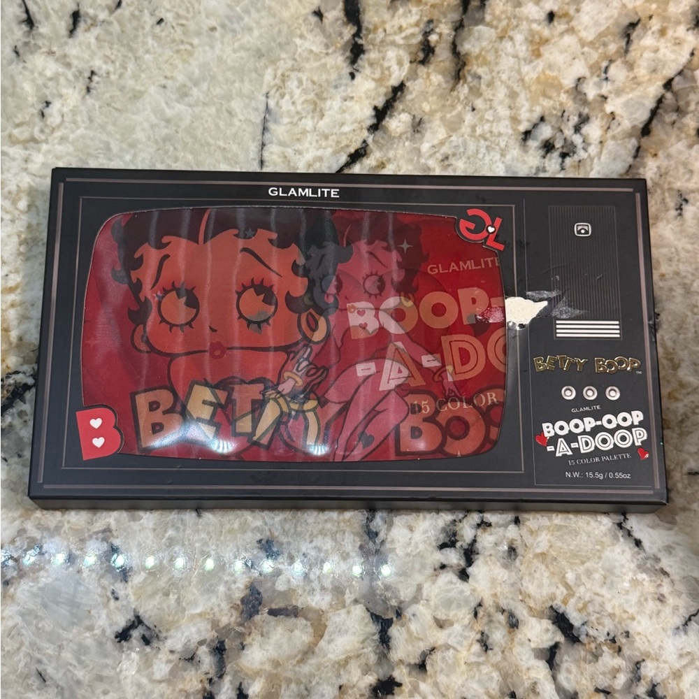 NWT Betty Boop x Glamlite 15 Eyeshadow Holographic Palette - Picture 11 of 14